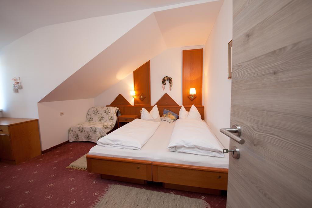 Haus Hoffmann Sonnenalpe Nassfeld Exterior foto